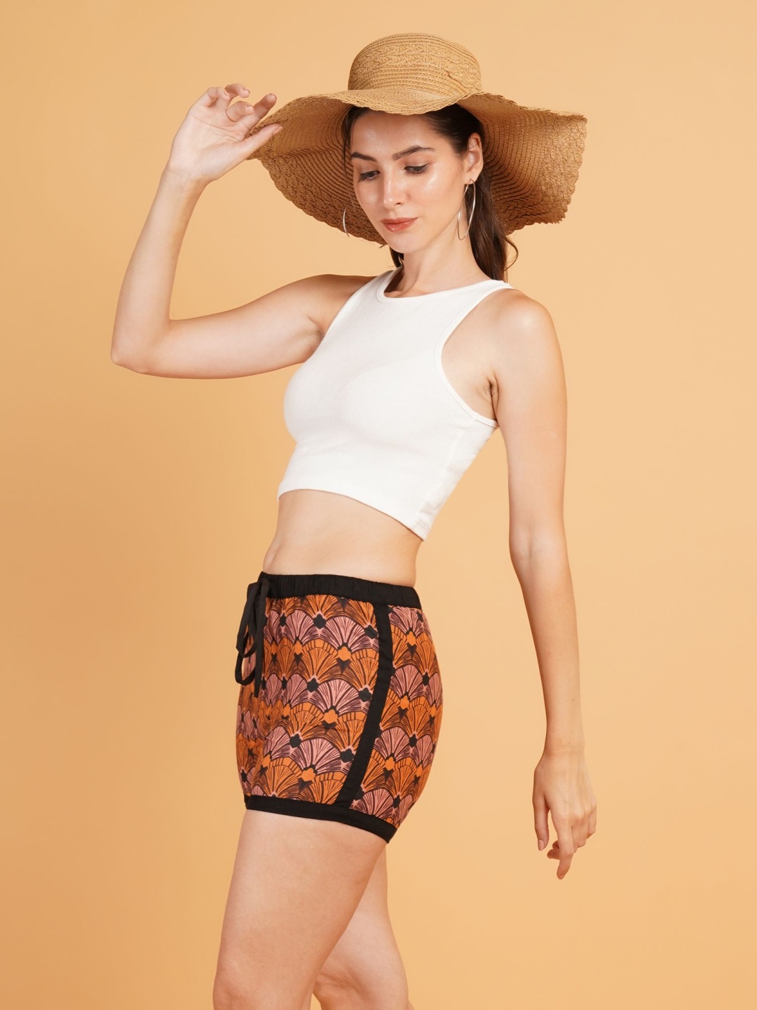 

HERE&NOW Women Abstract Printed Cotton Regular Shorts, Brown