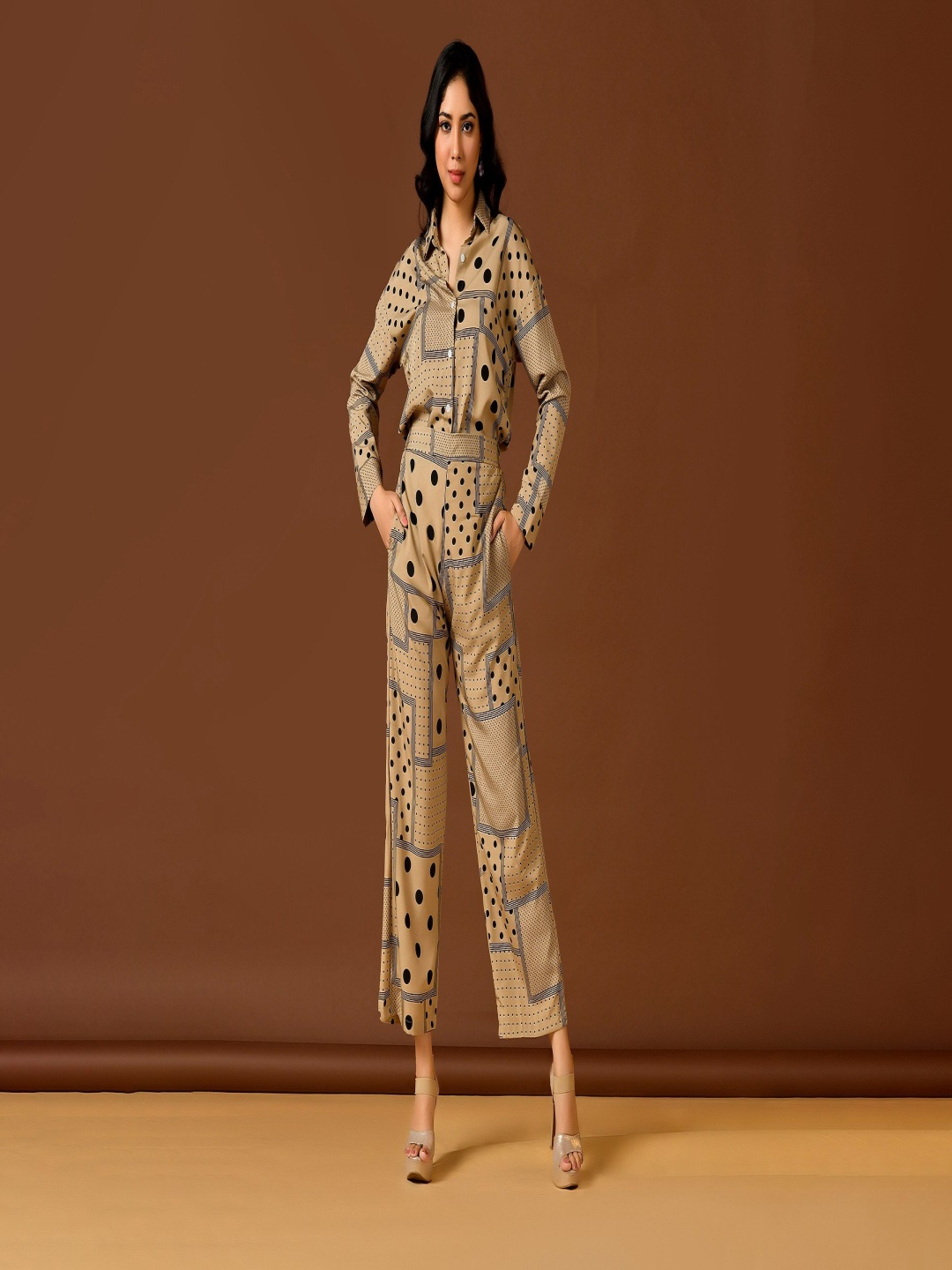 

Unityshop Printed Shirt Collar Long Sleeves Shirt With Trouser, Brown