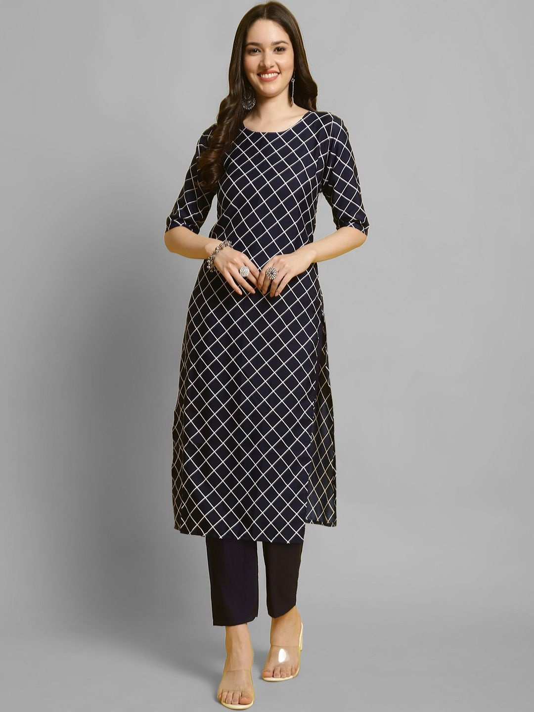 

7Threads Checked Printed Round Neck Straight Kurta With Trousers, Black