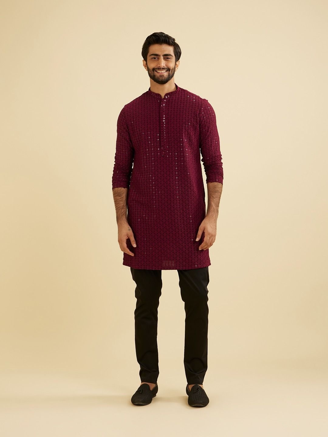 

Manyavar Men Geometric Embroidered Sequinned Mandarin Collar Straight Kurta With Trousers, Maroon