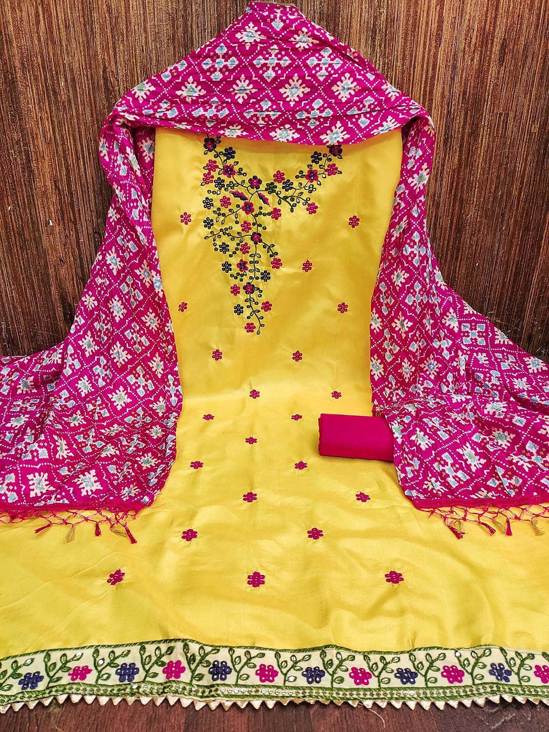 

KALINI Floral Embroidered Sequinned Unstitched Dress Material, Yellow