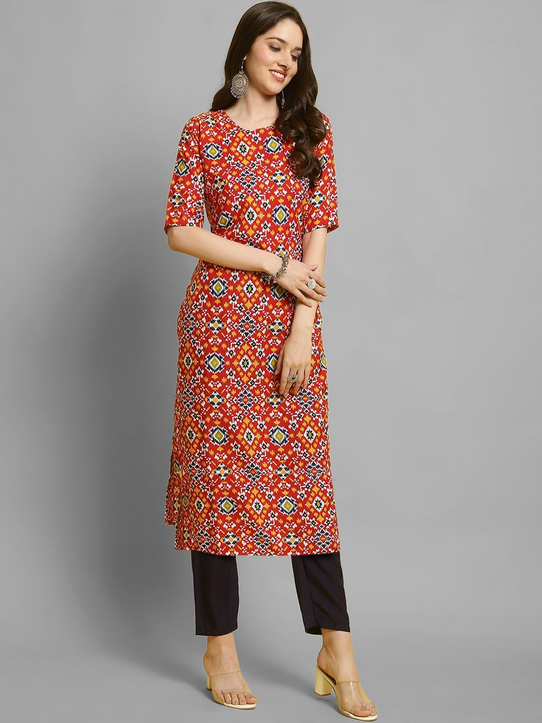 

7Threads Ethnic Motifs Round Neck Straight Kurta with Trouser, Red