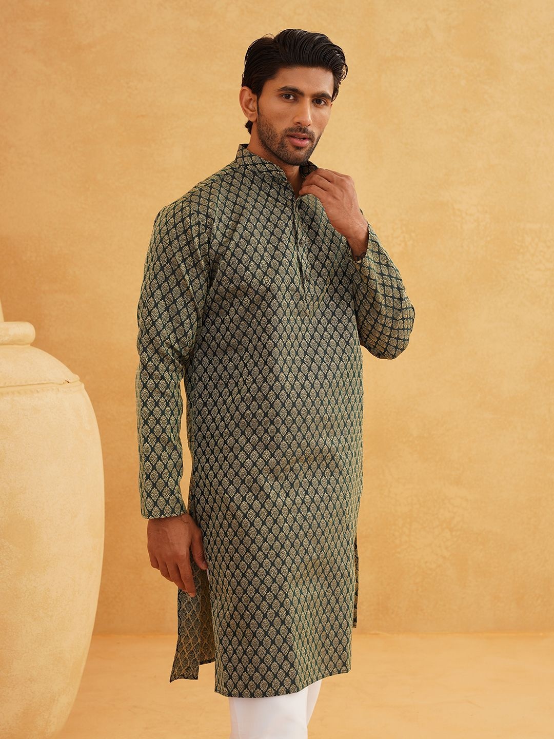 

SOJANY Floral Woven Design Mandarin Collar Straight Kurta With Pyjama, Green