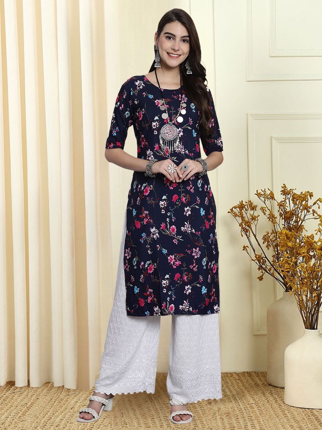 

7Threads Floral Printed Round Neck Straight Kurta, Navy blue