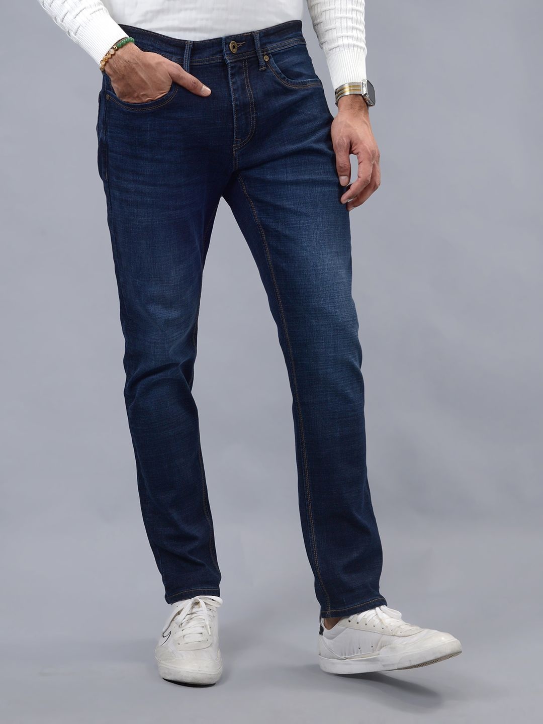 

JADE BLUE Men Mid-Rise Slim Fit Light Fade Cotton Jeans