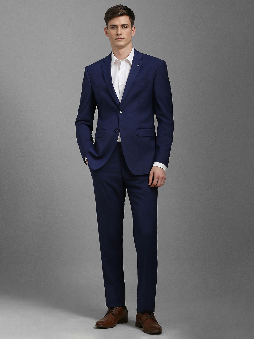 

Louis Philippe Men Slim-Fit Single-Breasted Two-Piece Suit, Navy blue