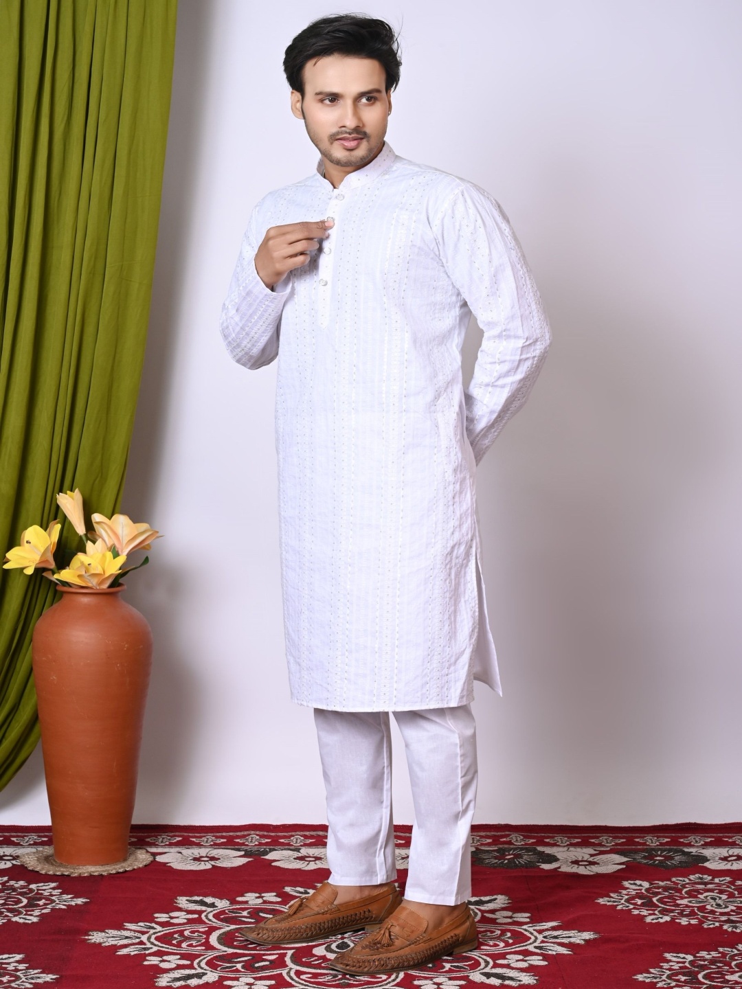 

BAESD Floral Embroidered Sequinned Pure Cotton Straight Kurta With Pyjama, White