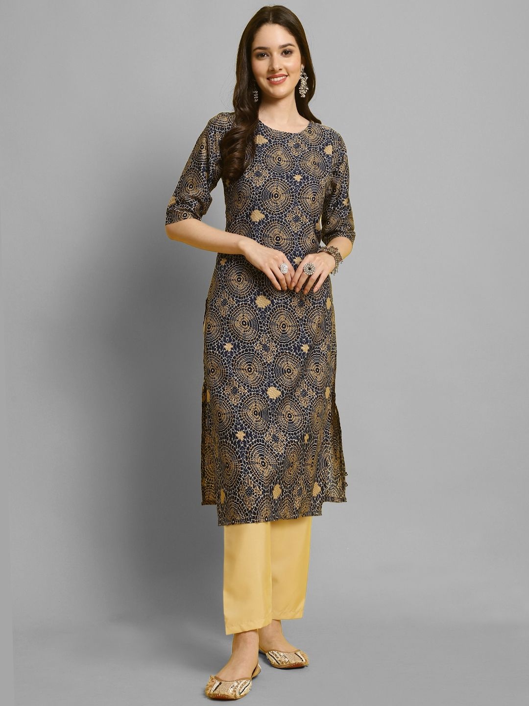 

7Threads Geometric Printed Round Neck Straight Kurta With Trouser, Blue