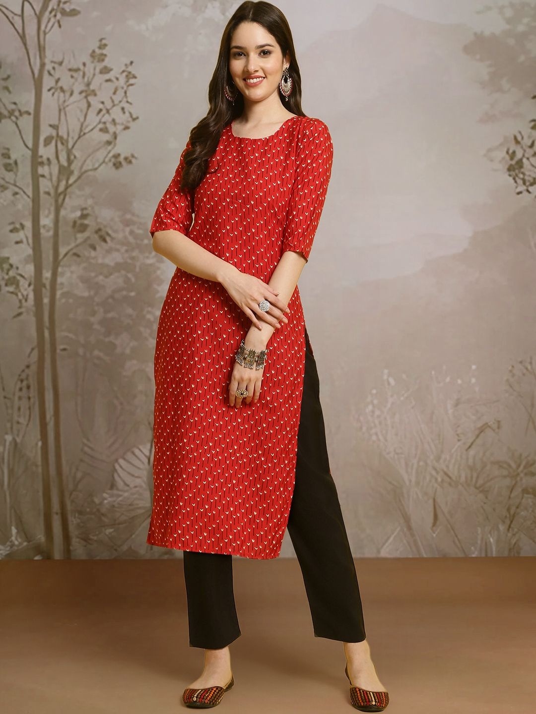 

7Threads Quirky Printed Round Neck Straight Kurta With Trousers, Red