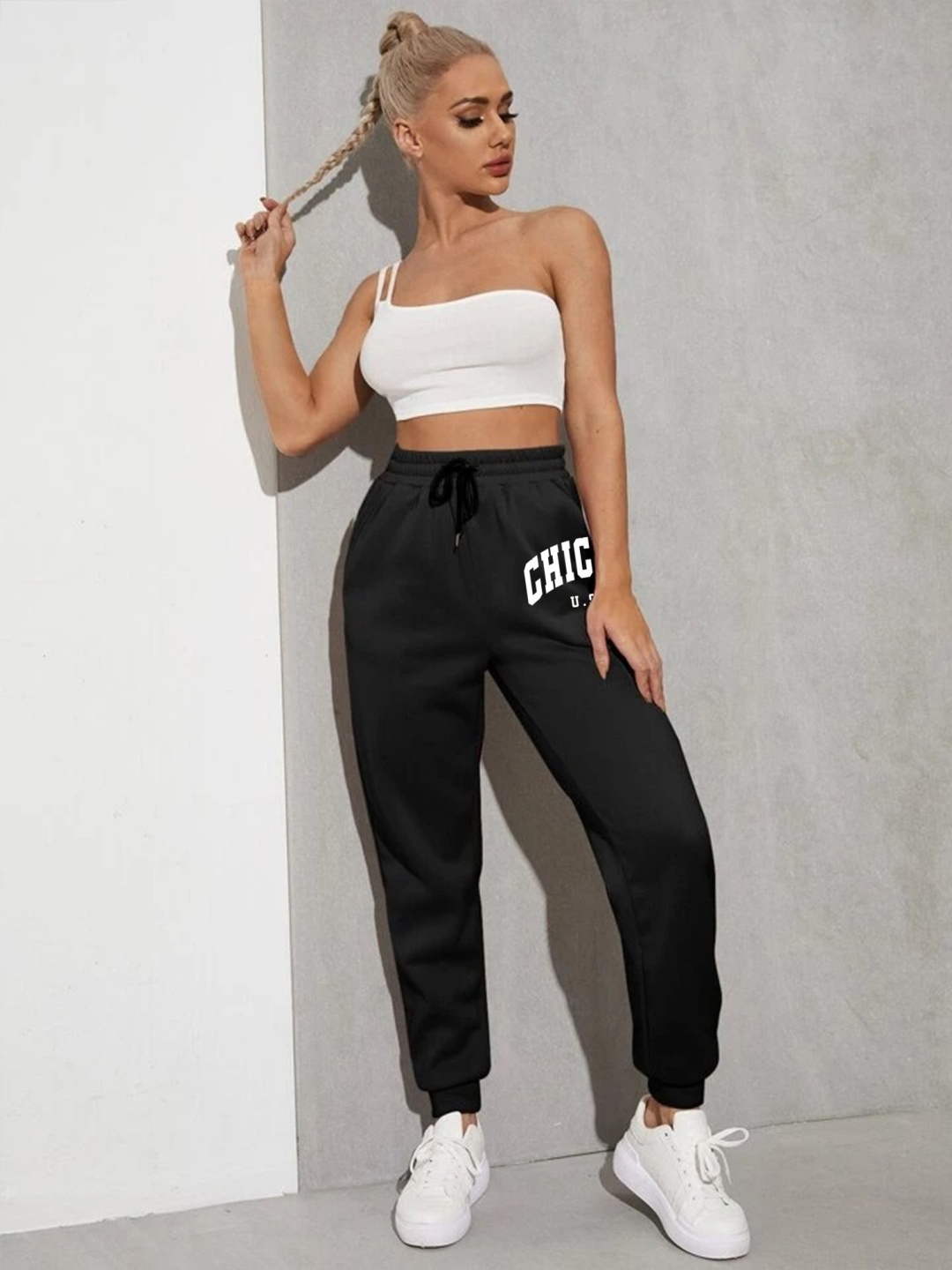 

TABADTOD Women Printed Relaxed Joggers Trousers, Black