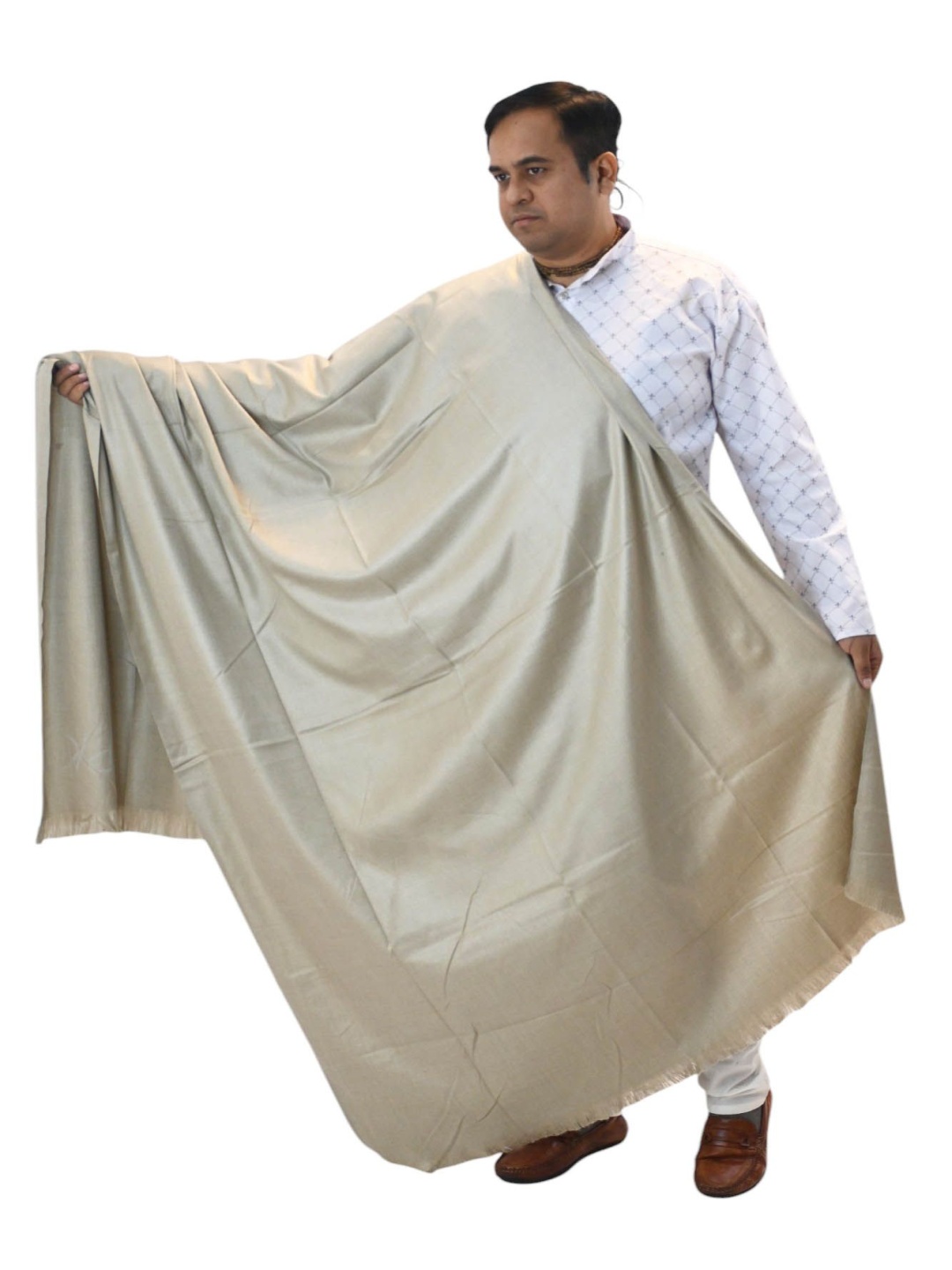 

Vrinde Woollen Fringed Border Shawl, Grey
