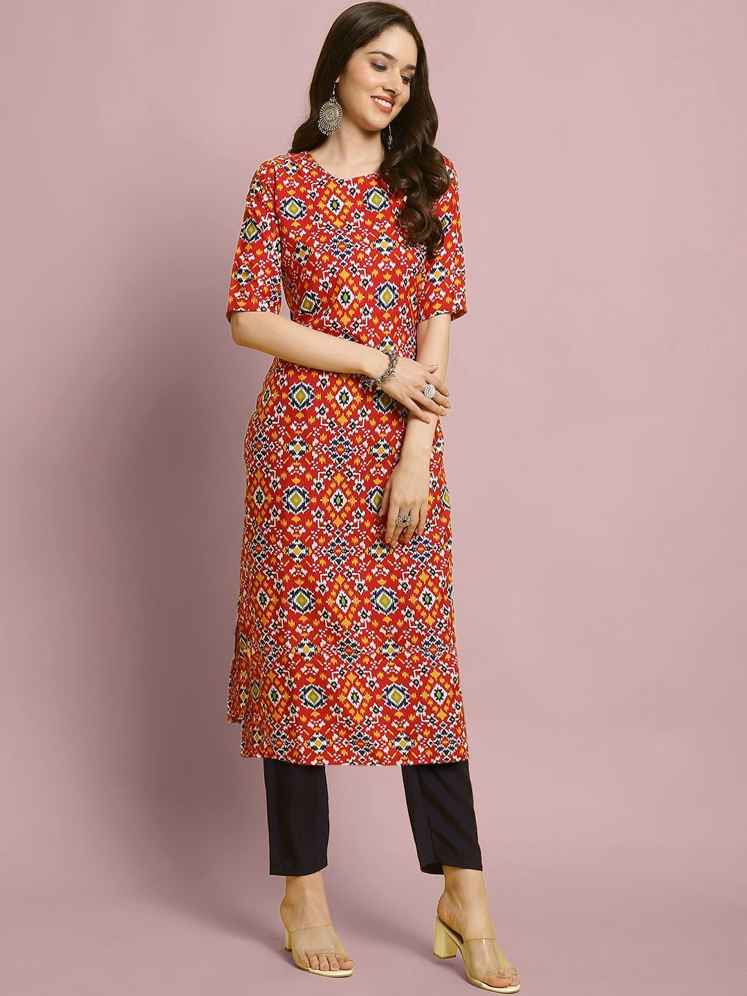 

7Threads Ethnic Motifs Printed Straight Kurta With Trouser, Red
