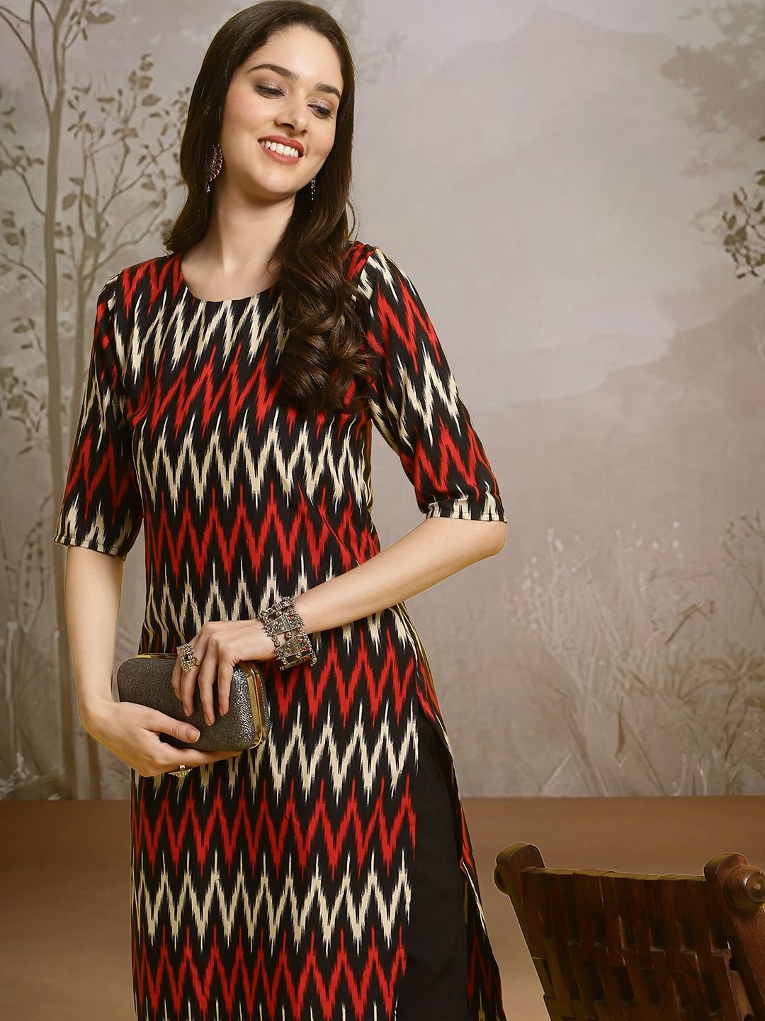 

7Threads Chevron Printed Round Neck Straight Kurta With Trouser, Black