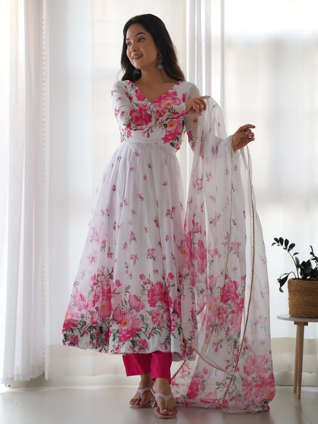 

KALINI Floral Printed Empire V-Neck Georgette Anarkali Kurta With Pyjamas And Dupatta, White