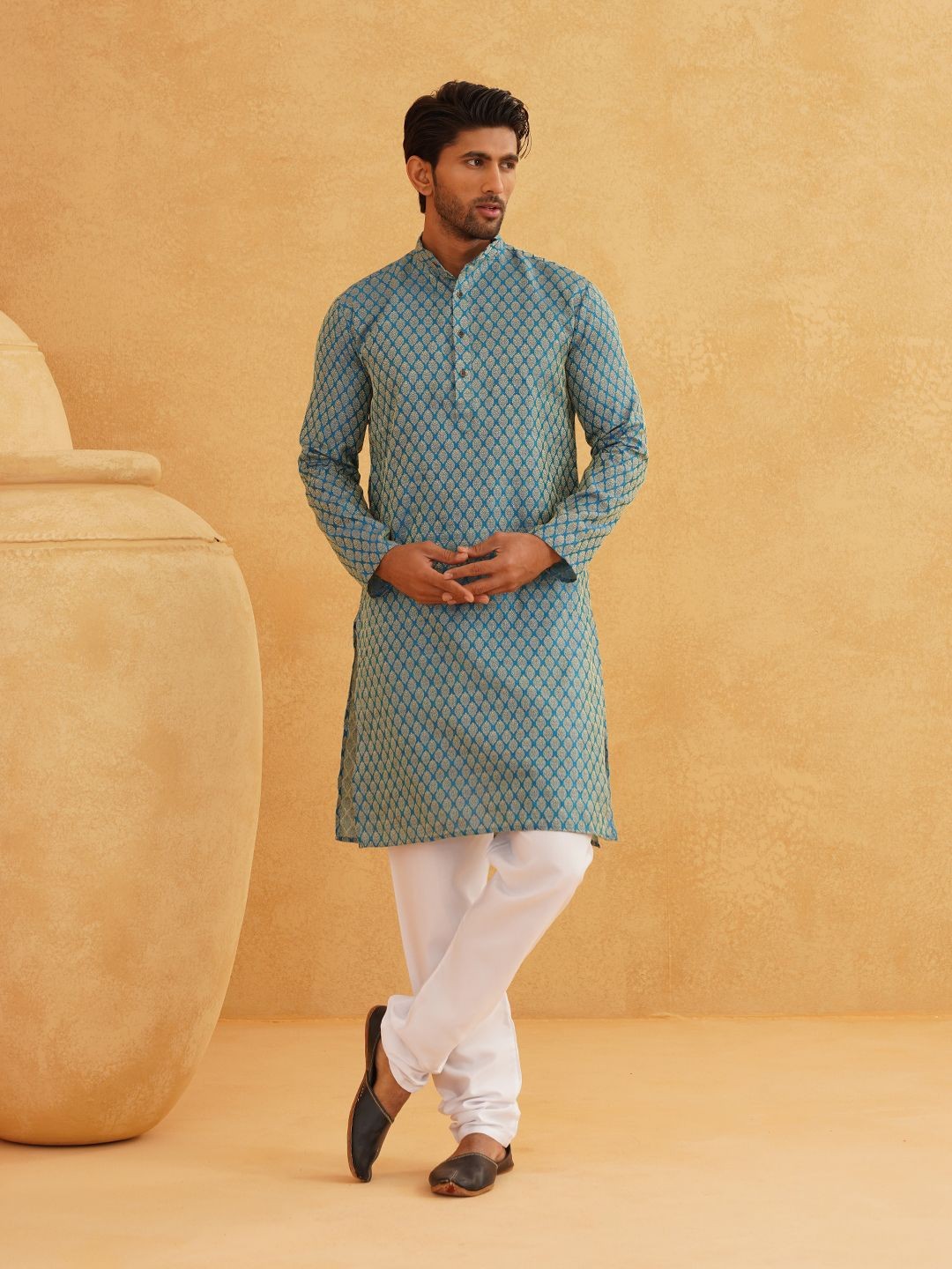 

SOJANYA Ethnic Motifs Woven Design Band Collar Straight Long Kurta, Blue