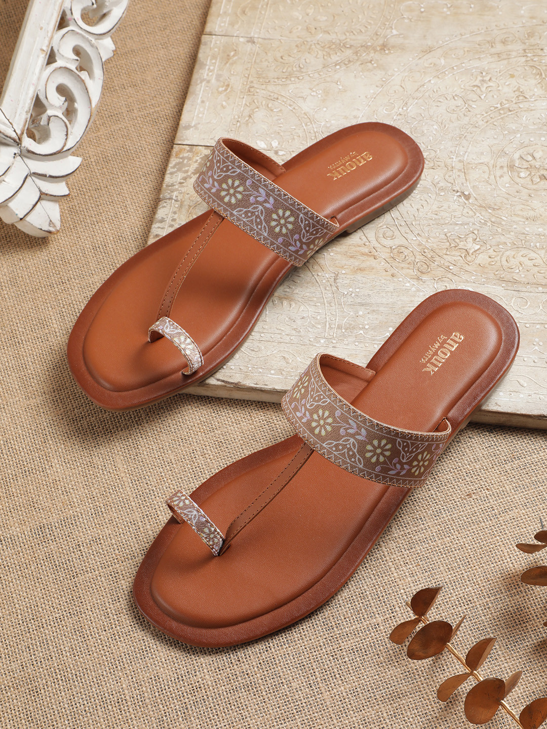

Anouk Women Printed One Toe Flats, Tan