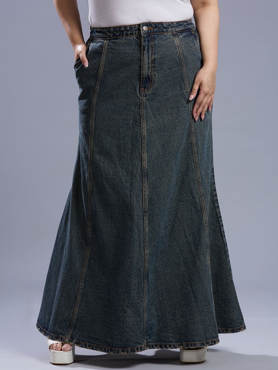 

Turning Blue Women Denim A-Line Maxi Skirt