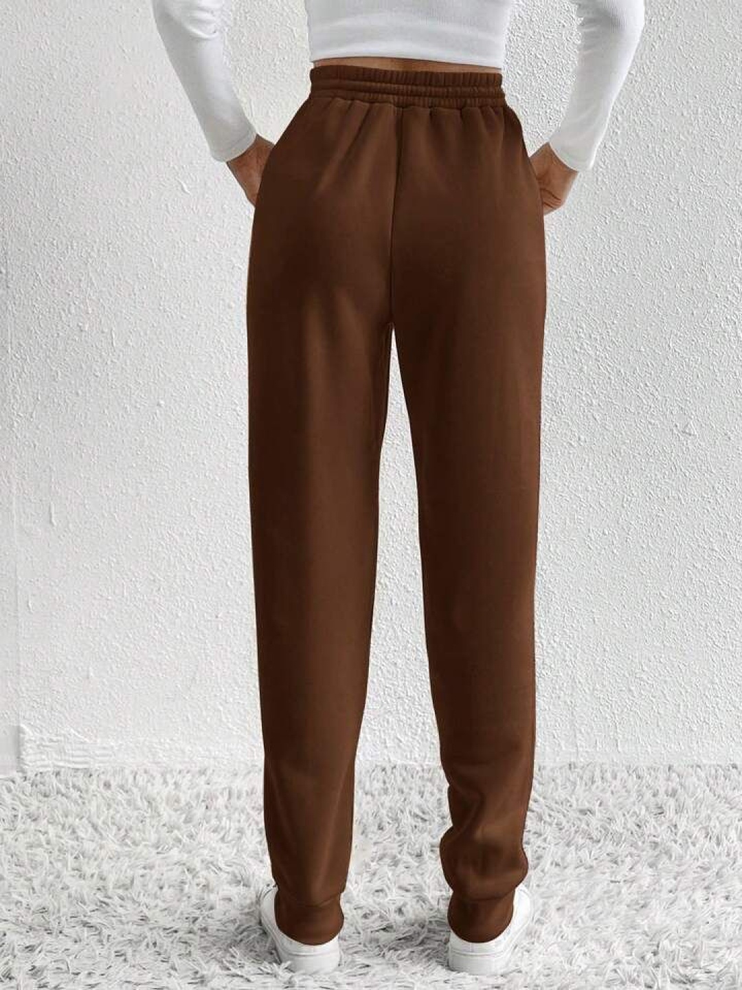 

TABADTOD Women Printed Relaxed Mid-Rise Joggers Trousers, Brown
