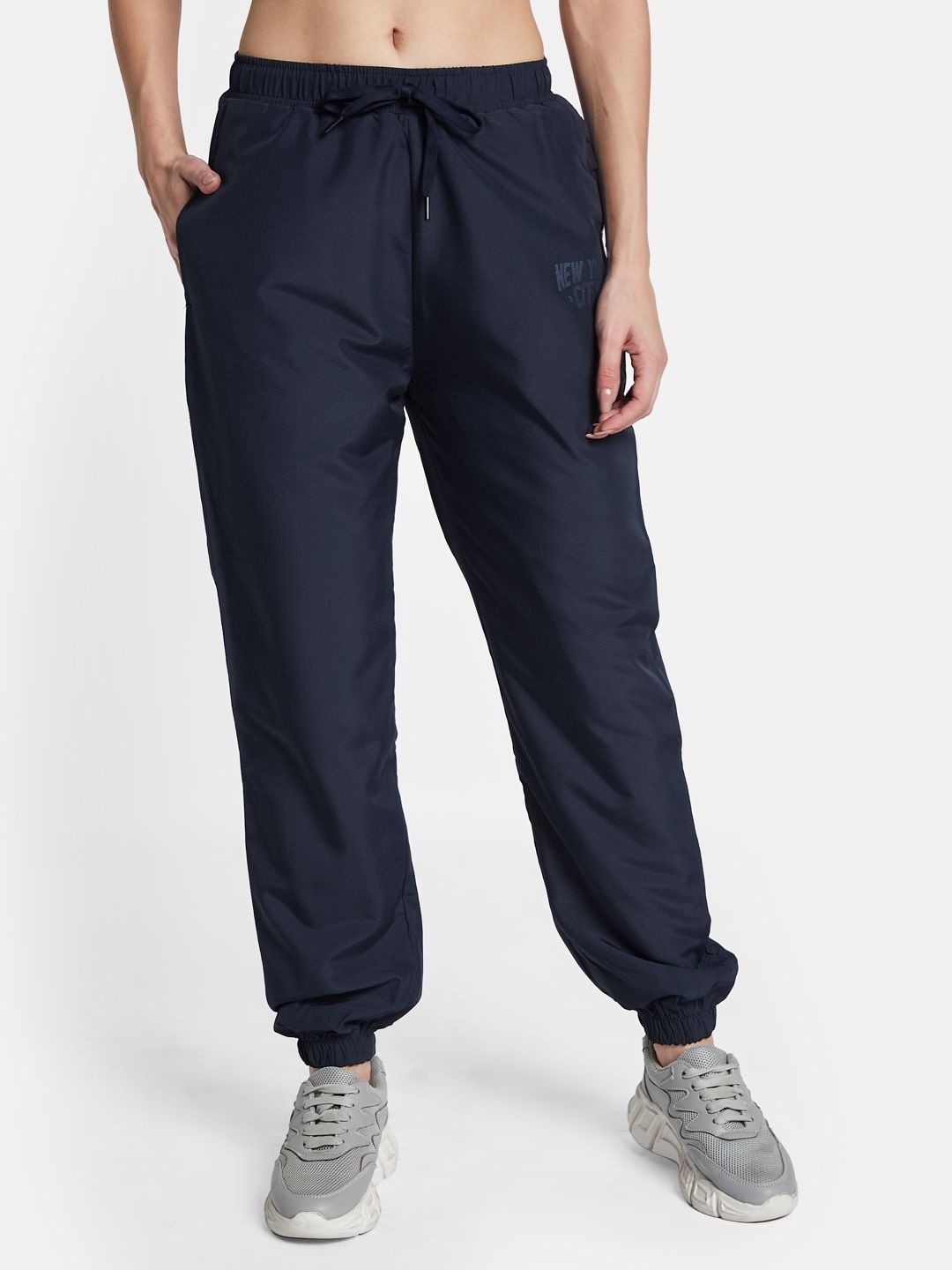 

METTLE Women Cotton Mid Rise Joggers, Navy blue