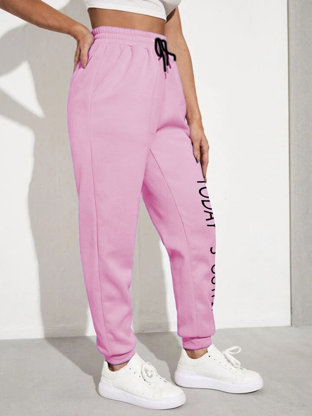 

TABADTOD Women Printed Relaxed Joggers Trousers, Pink