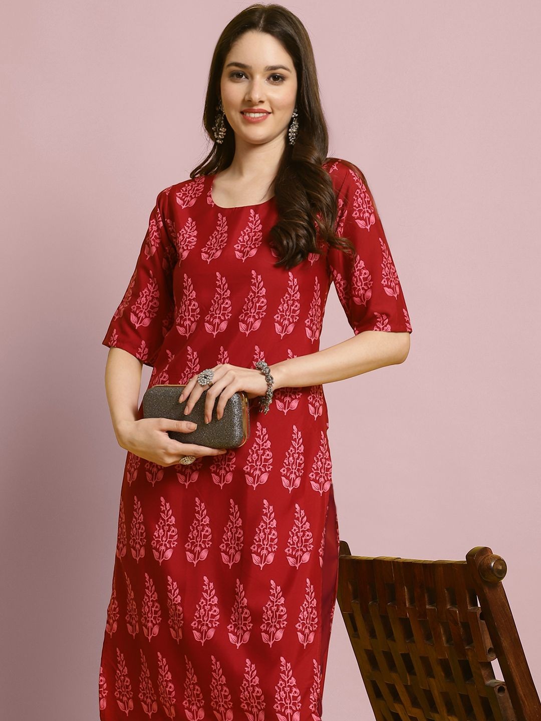 

7Threads Floral Printed Straight Kurta With Trouser, Red