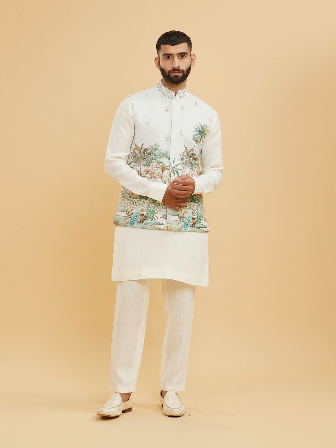 

Twamev Men Regular Thread Work Kurta with Trousers And Nehru Jacket, Green