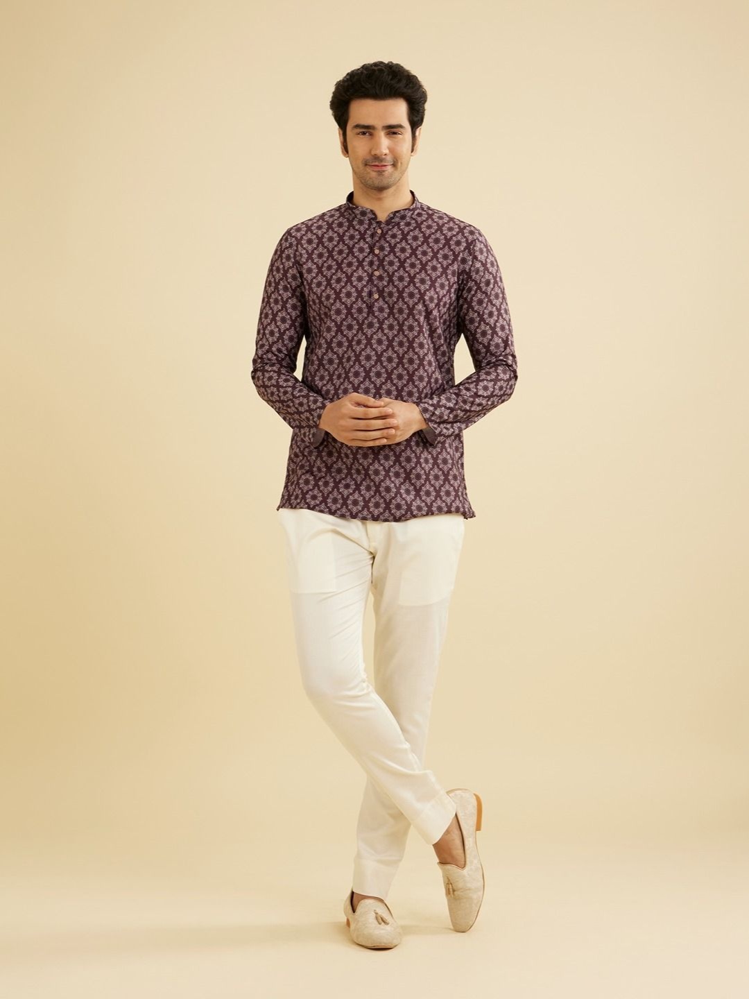 

Manyavar Ethnic Motifs Printed Mandarin Collar Straight Short Kurta, Purple