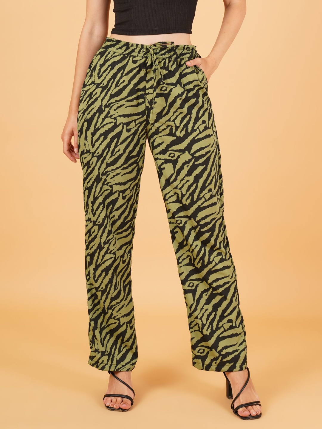 

HERE&NOW Women Printed Mid-Rise Trousers, Black