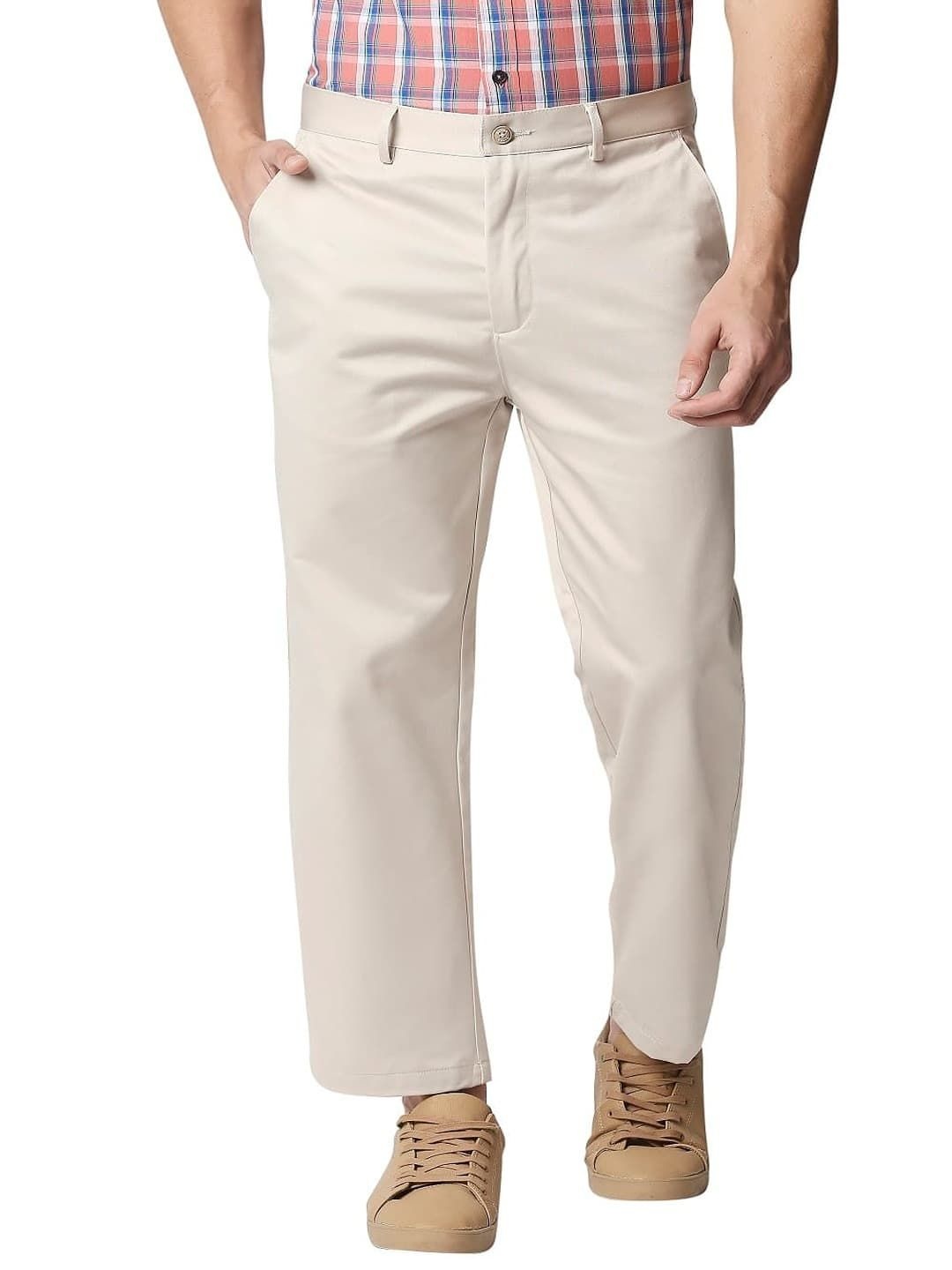 

Basics Men Comfort Relaxed Fit High-Rise Chinos Trousers, Off white