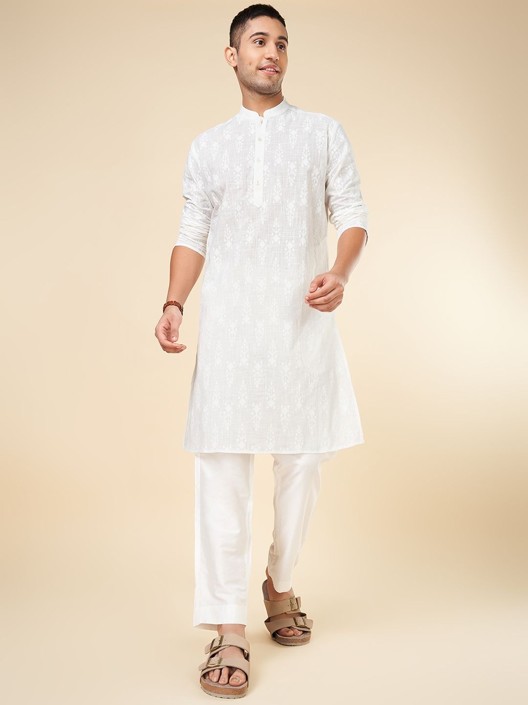 

indus route by Pantaloons Ethnic Motifs Dobby Mandarin Collar Pure Cotton Straight Kurta, Off white