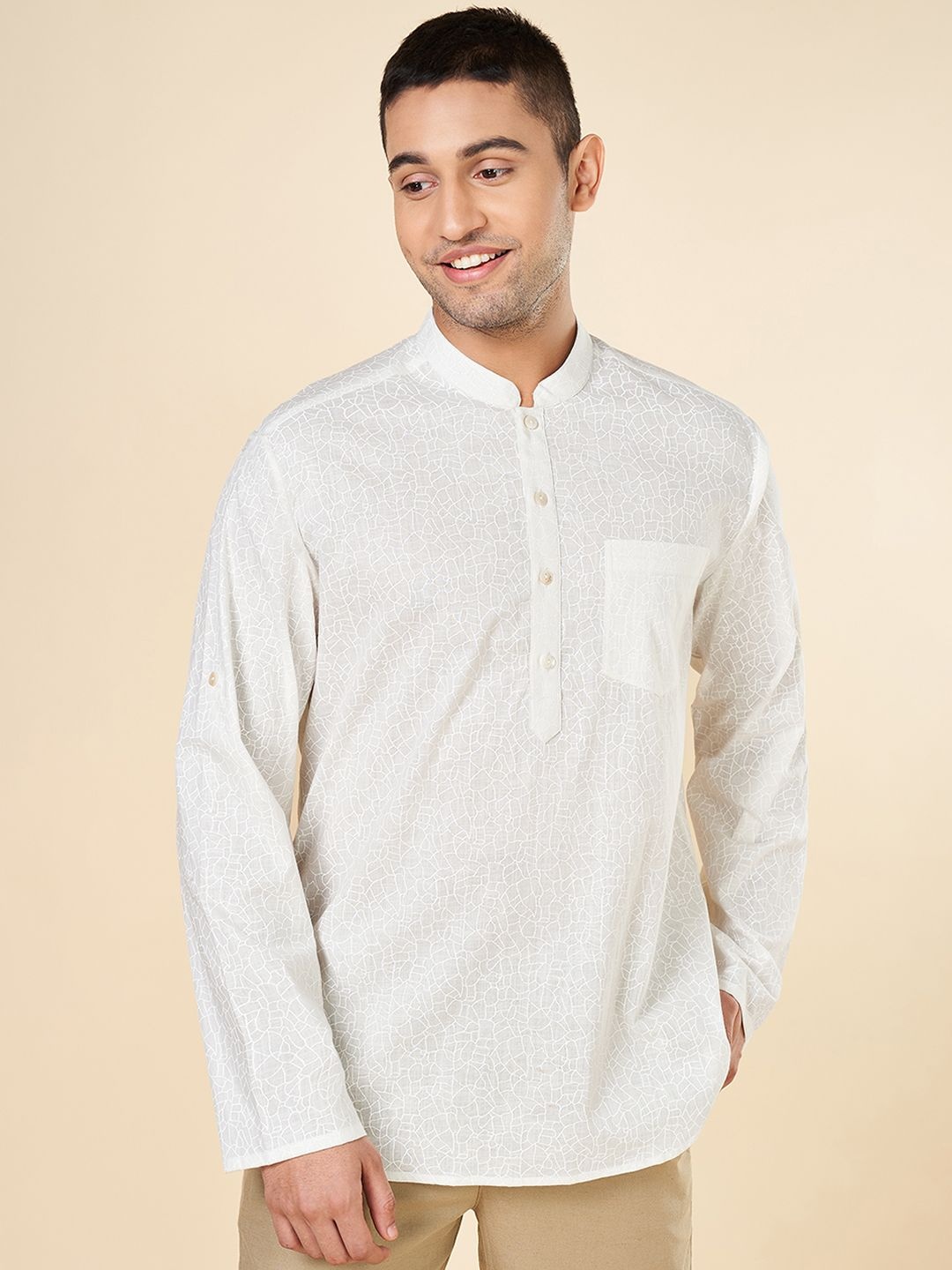 

indus route by Pantaloons Geometric Printed Mandarin Collar Pure Cotton Straight Kurta, Off white