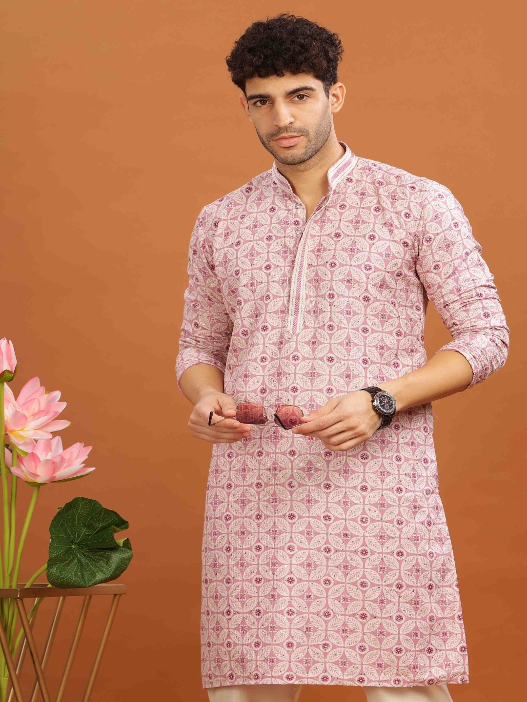 

Anouk Pink Geometric Printed Sequinned Mandarin Collar Cotton Straight Kurta