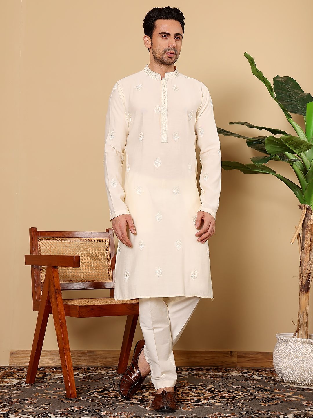 

MULTI SHADES Ethnic Motifs Embroidered Straight Thread Work Kurta With Pyjamas, Cream