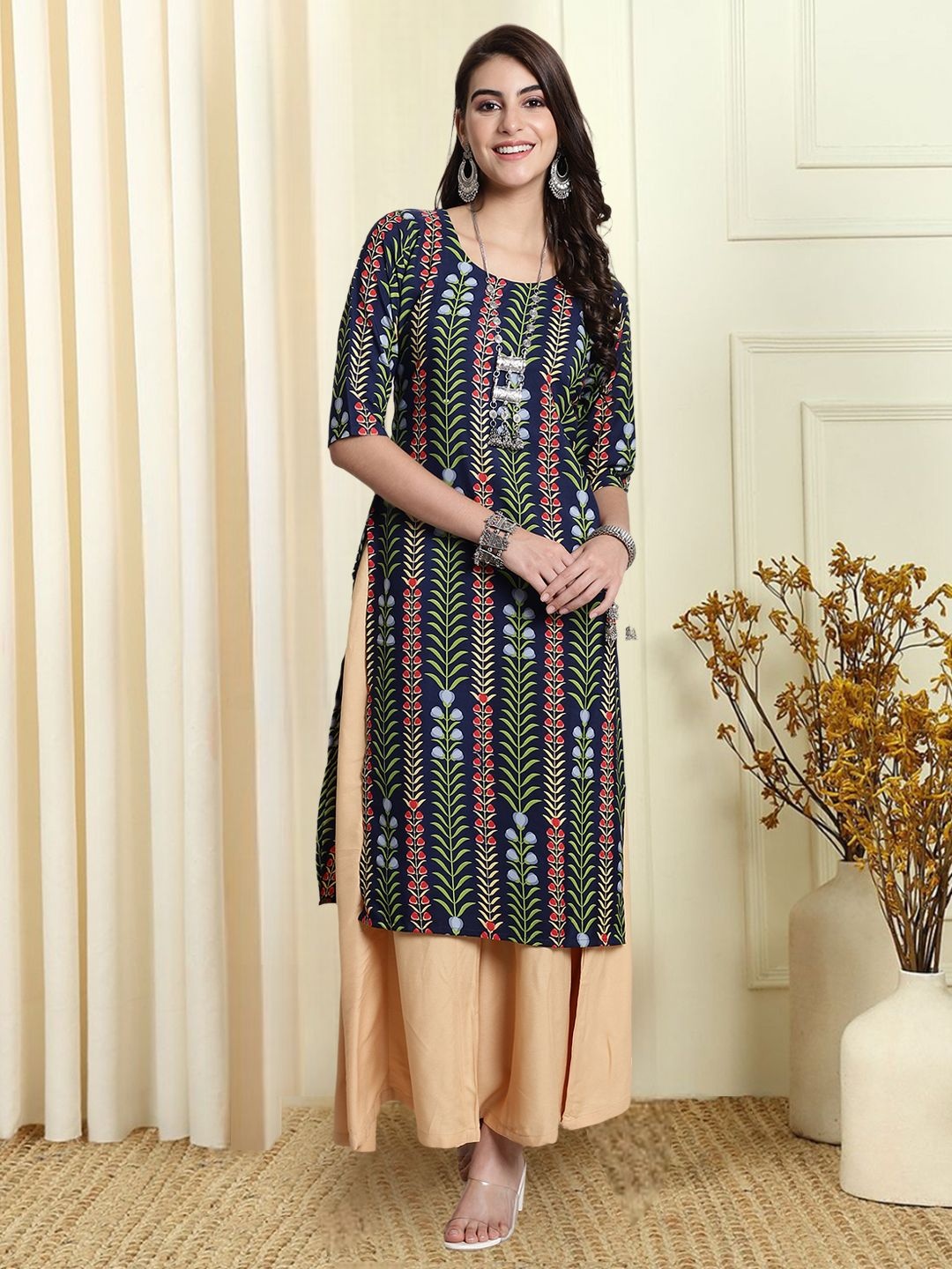 

7Threads Floral Printed Round Neck Straight Kurta, Navy blue