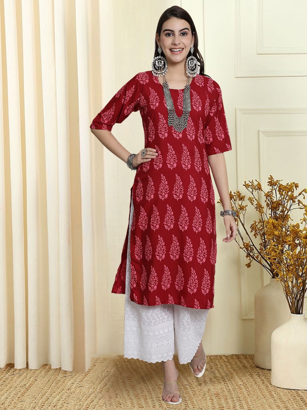 

7Threads Floral Printed Round Neck Straight Kurta, Red