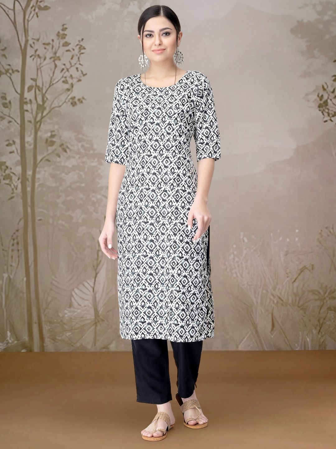 

7Threads Ethnic Motifs Printed Round Neck Straight Kurta With Trousers, Black