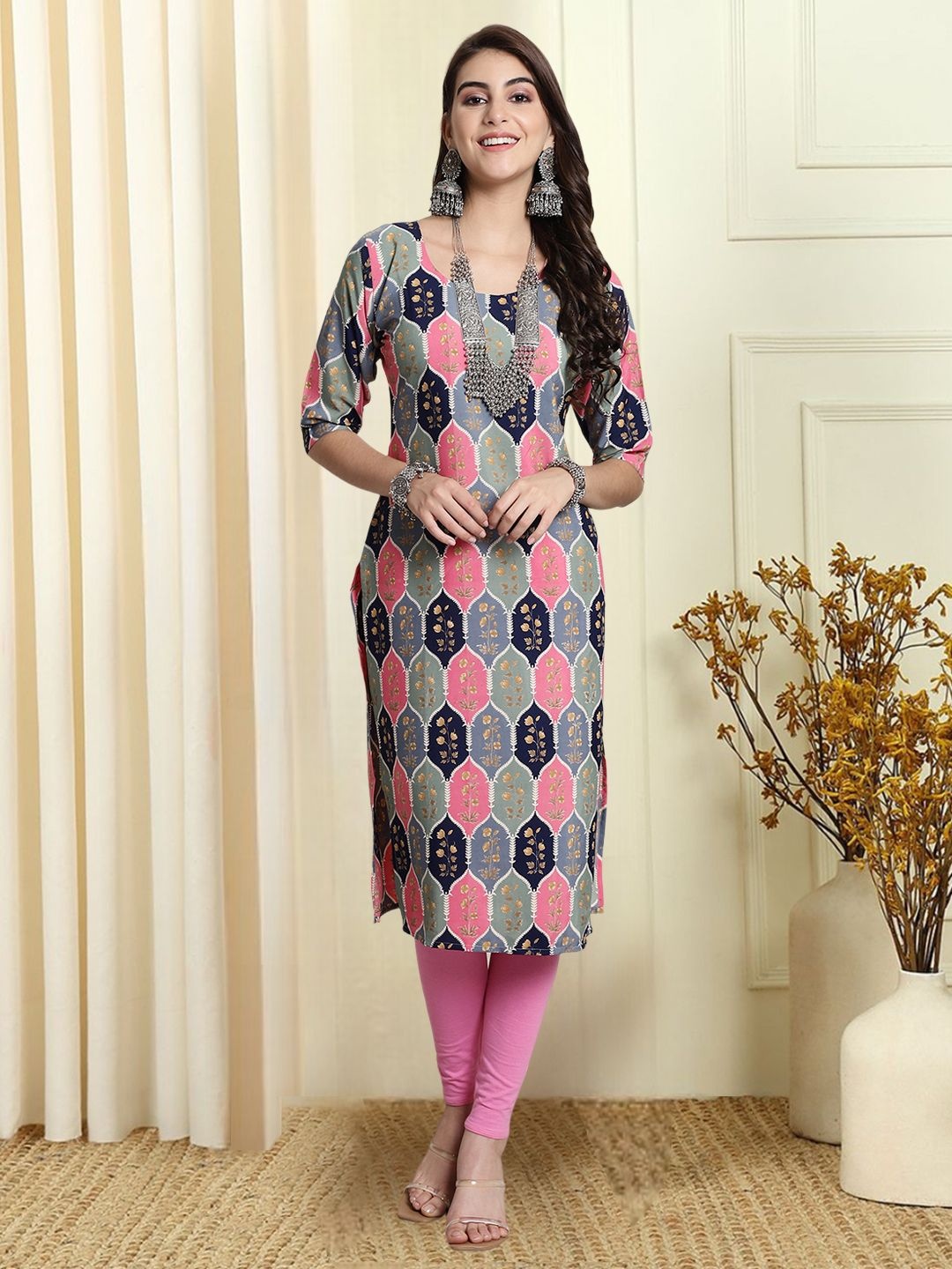 

7Threads Ethnic Motifs Printed Round Neck Straight Kurta, Black