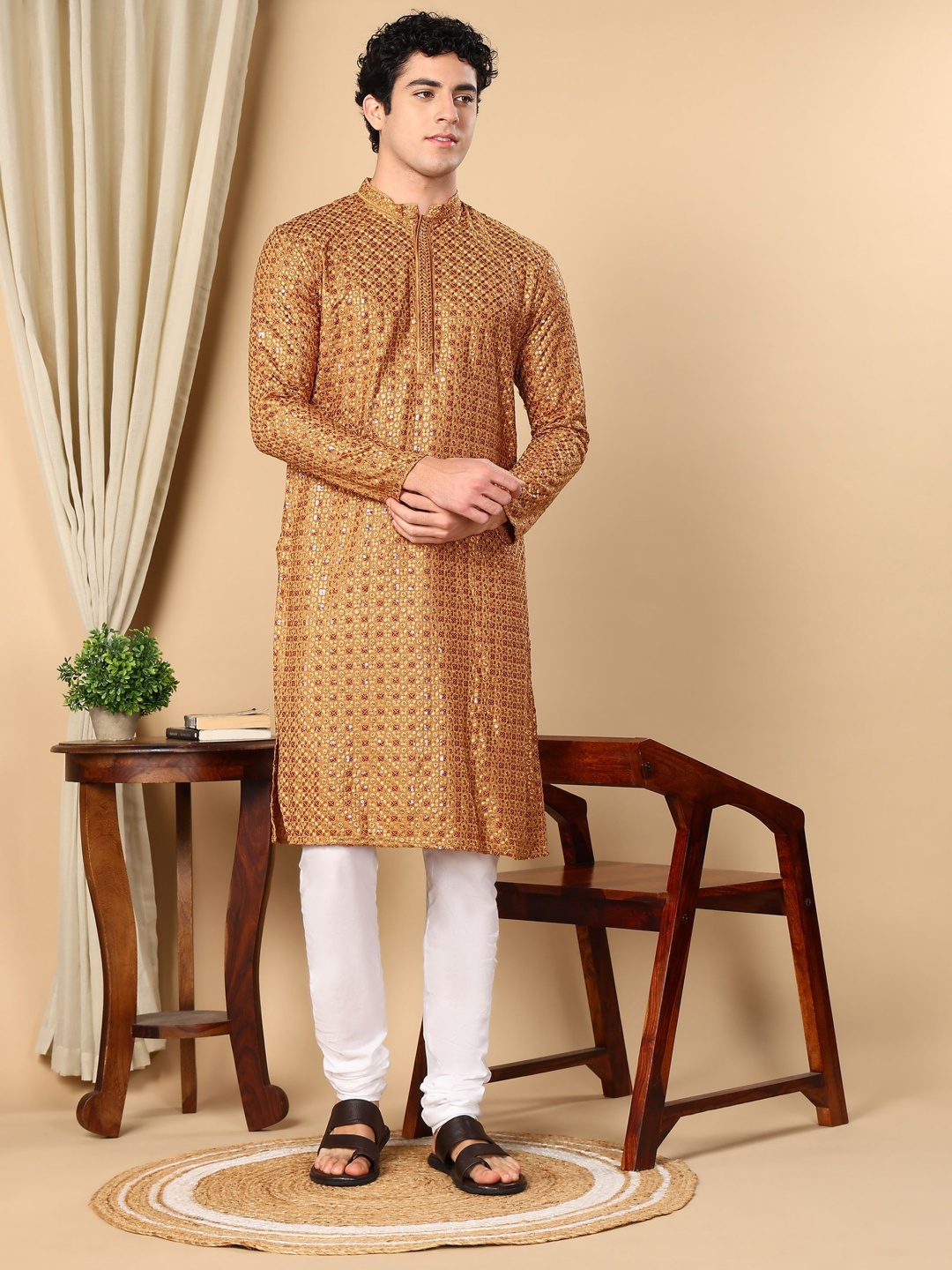 

TATTVA Floral Embroidered Mandarin Collar Sequinned Pure Cotton Straight Kurta With Pyjama, Rust