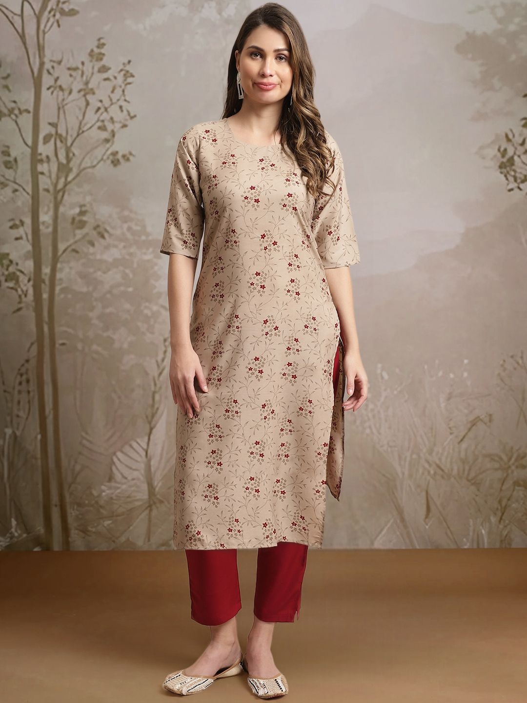 

7Threads Floral Printed Printed Round Neck Kurta With Trousers, Beige