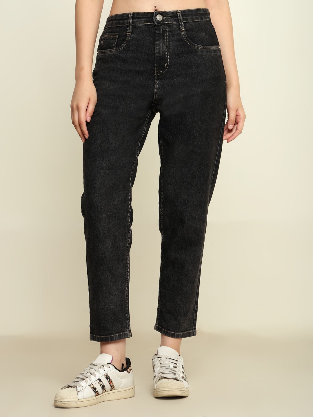 

zayla Women High-Rise Stretchable Mom Fit Jeans, Black