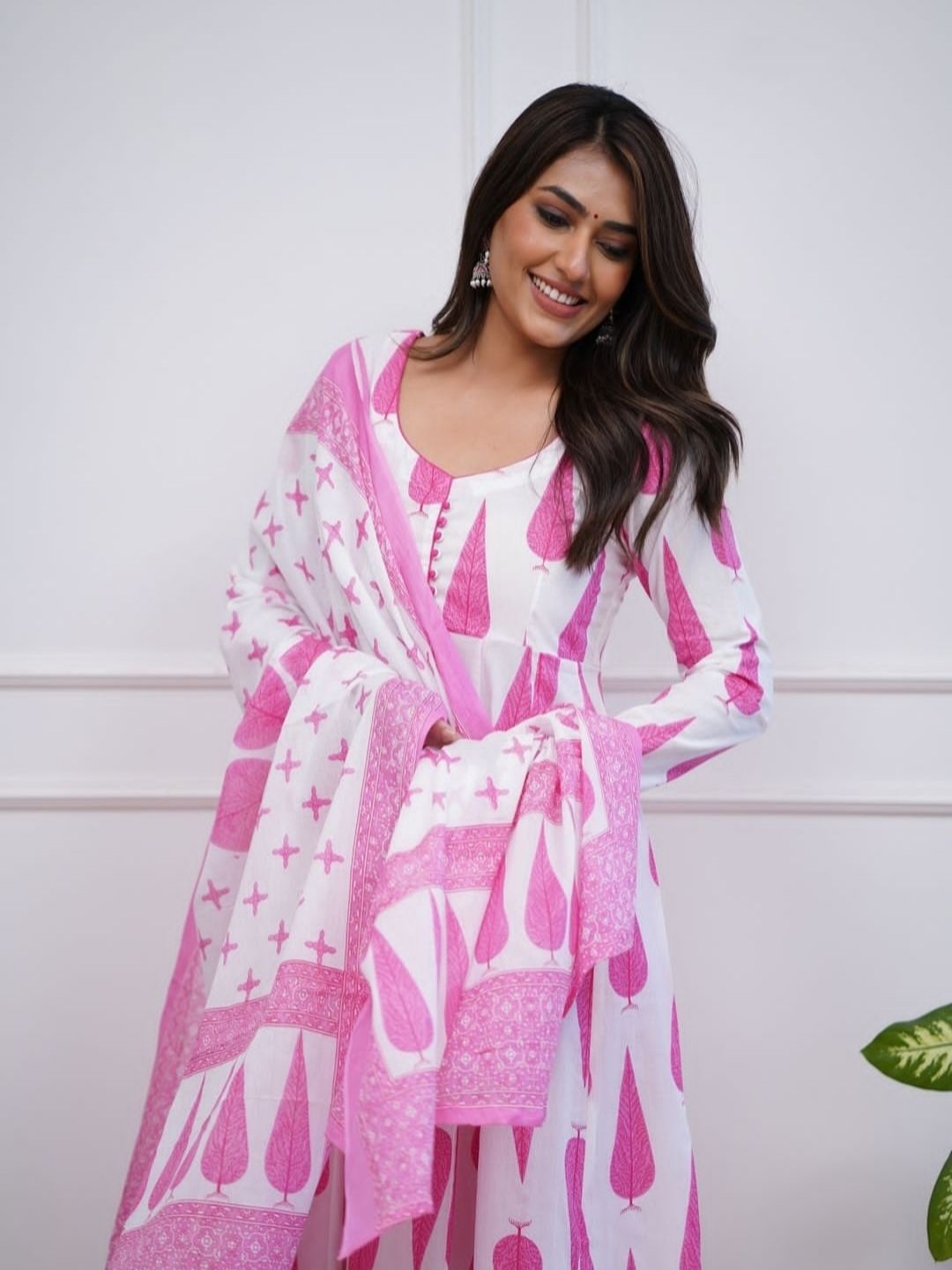 

PIDER Floral Printed Round Neck Anarkali Pure Cotton Kurta With Trousers And Dupatta, White