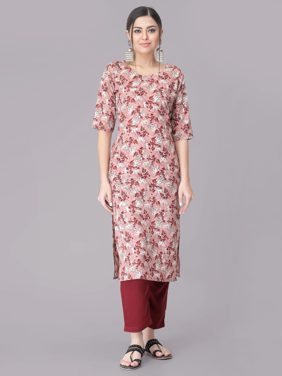 

7Threads Floral Printed Round Neck Straight Kurta With Trouser, Peach