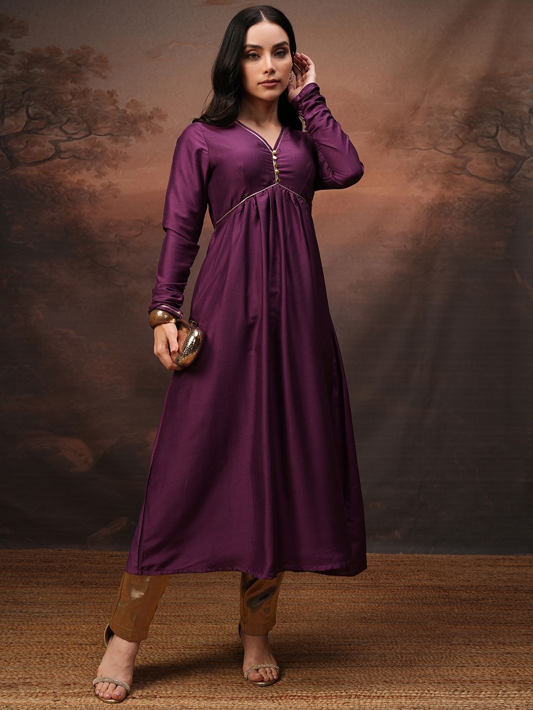 

Vishudh Women V-Neck Gathered Kurta, Purple