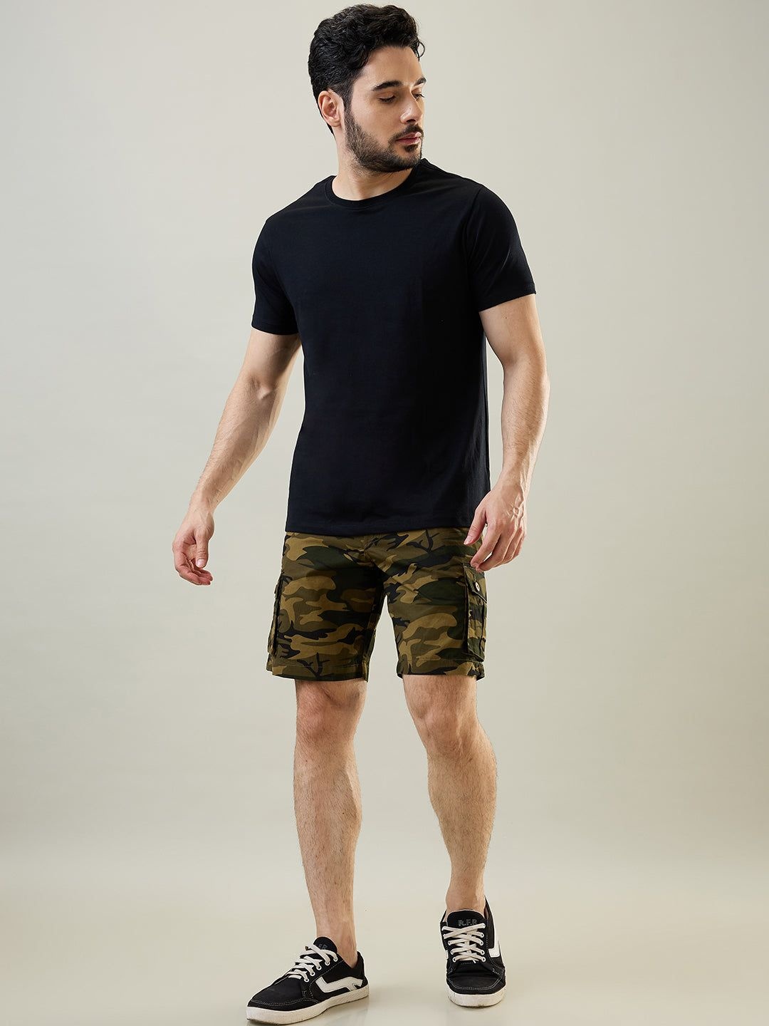 

TIM PARIS Men Camouflage Printed Cotton Cargo Shorts, Green