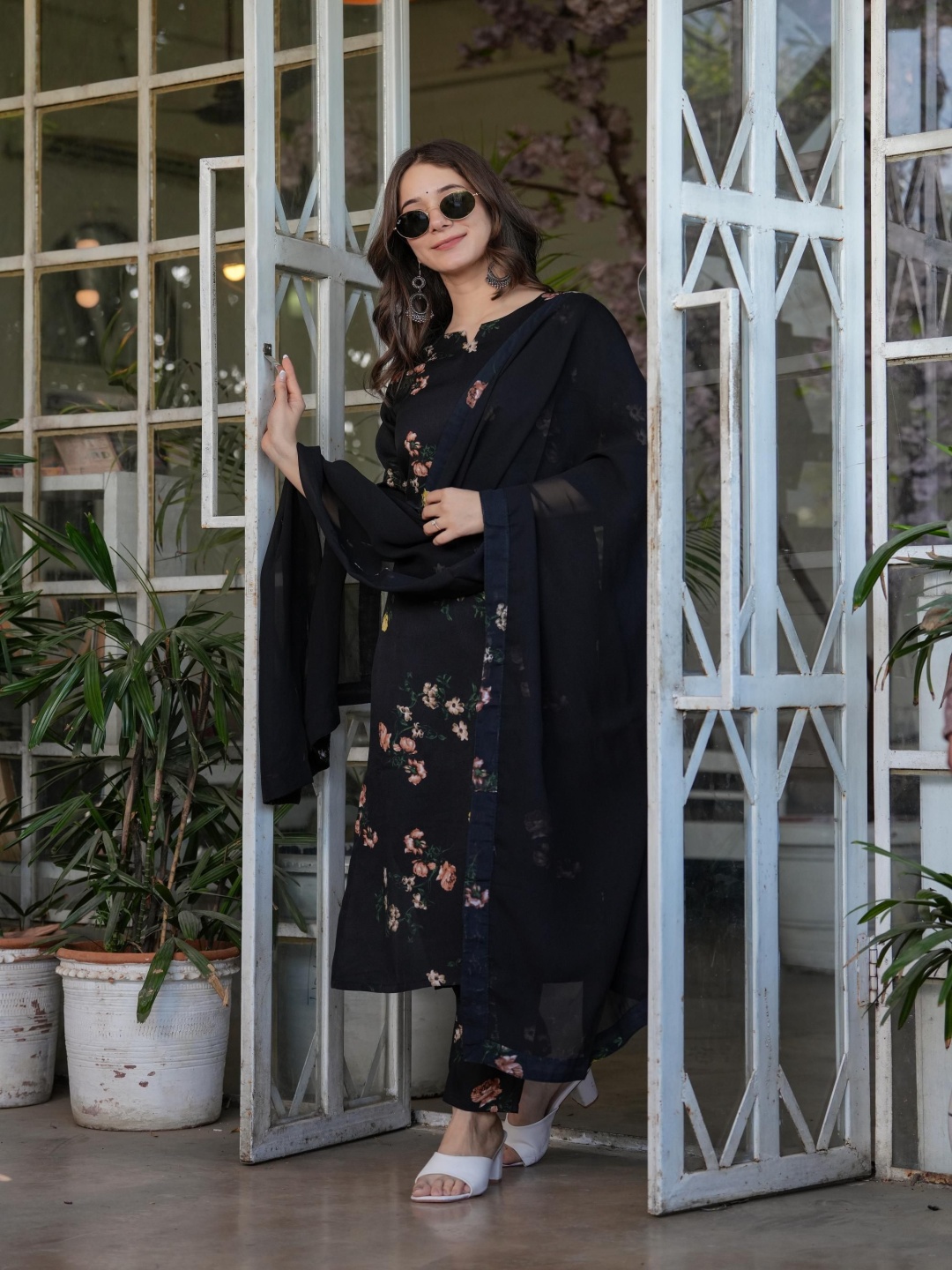 

THE52 Floral Printed Notch Neck Straight Kurta With Trousers & Dupatta, Black