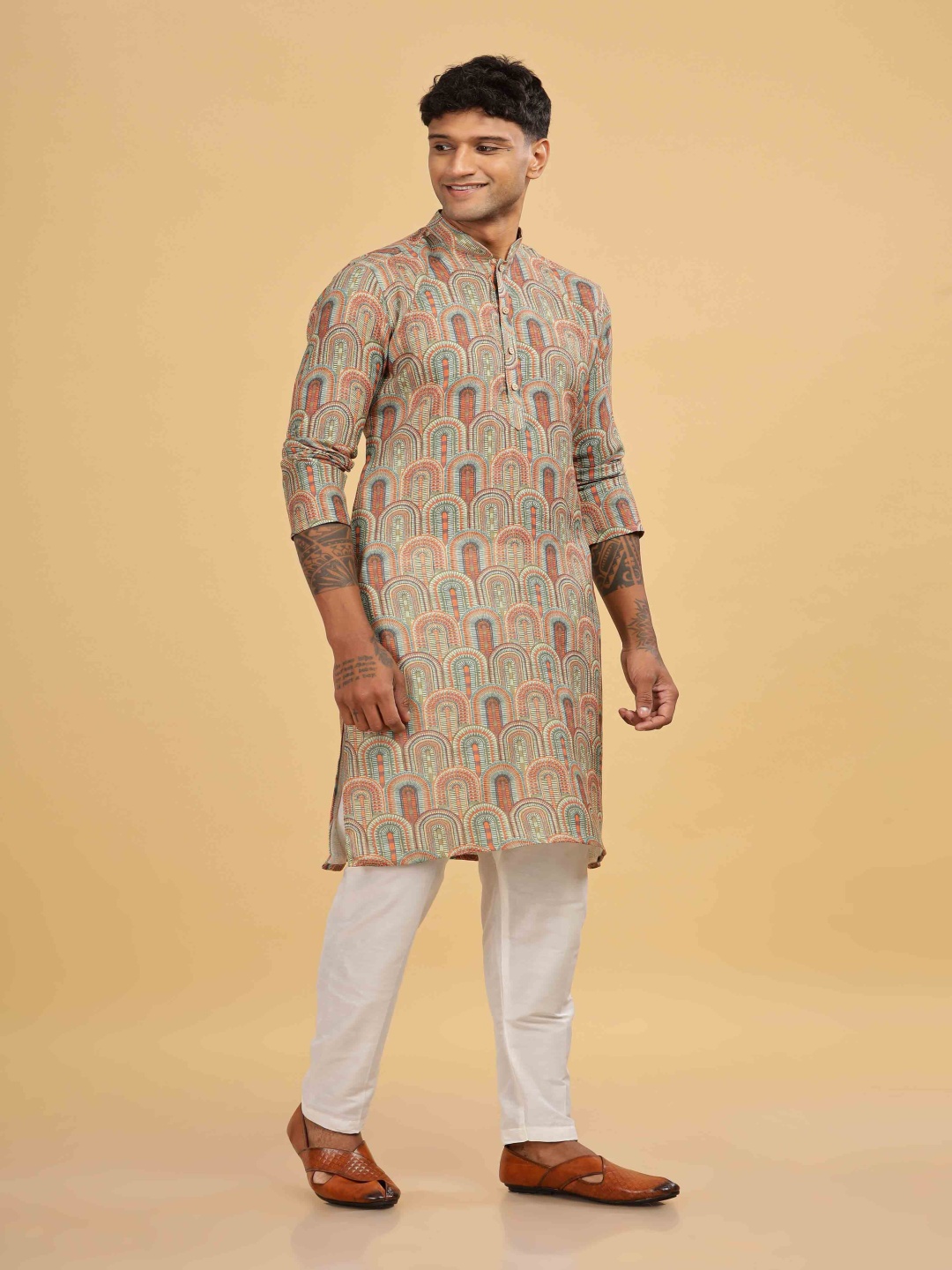 

Anouk Abstract Woven Design Mandarin Collar Straight Kurta, Camel brown