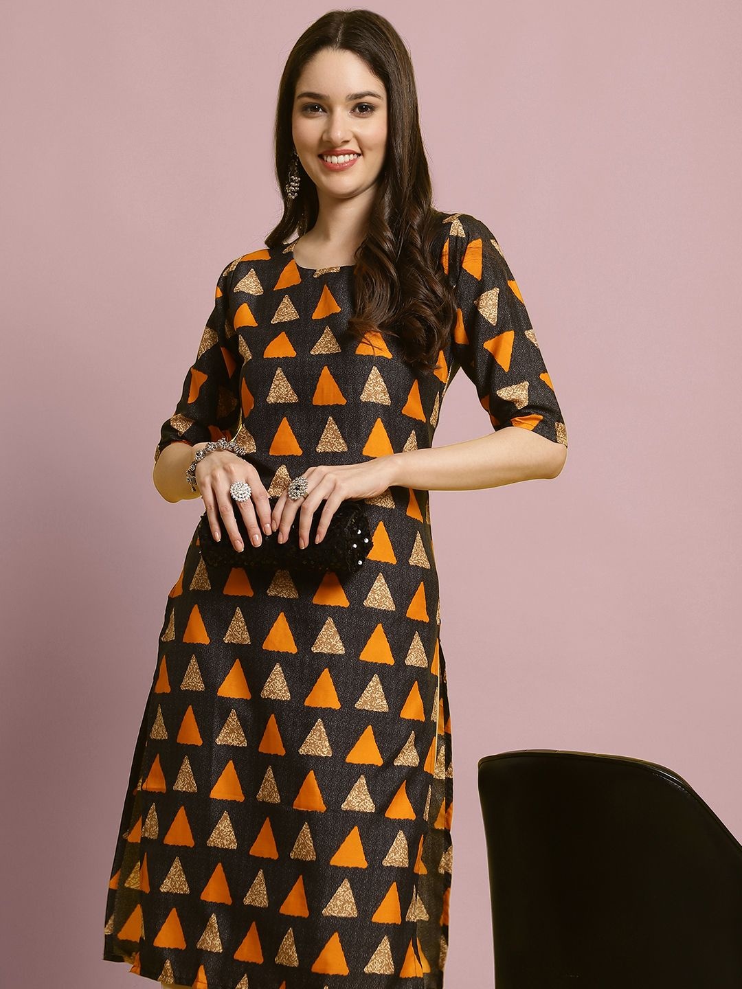 

7Threads Geometric Printed Straight Kurta with Trousers, Black