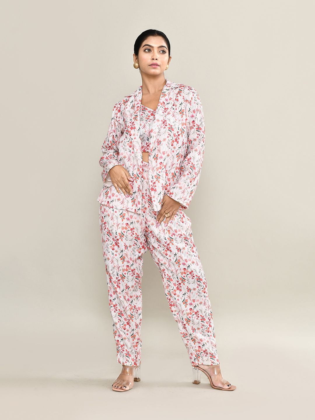 

The Maple Printed Sleeveless Pure Cotton Top And Trousers With Blazer, White
