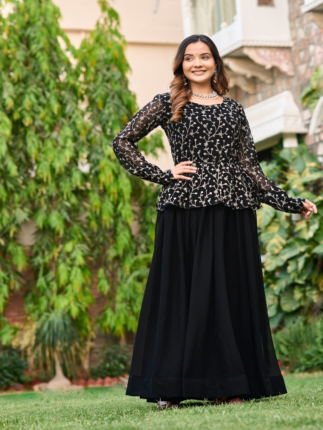 

GRISHU COLLECTION Floral Embroidered Georgette Kurta With Skirt, Black