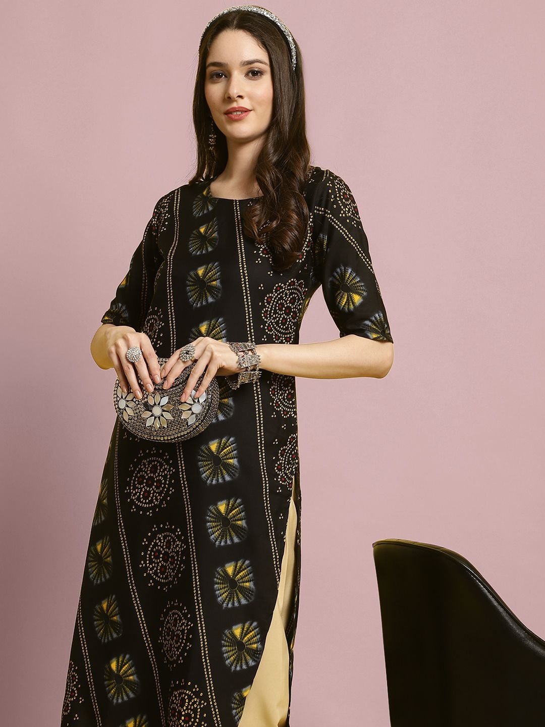 

7Threads Ethnic Motifs Printed Straight Kurta with Trousers, Black